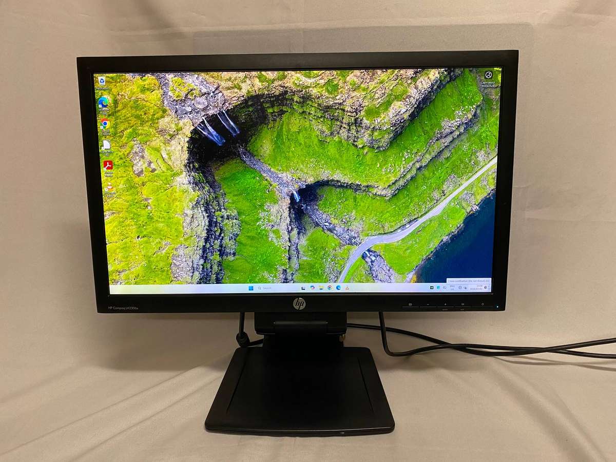 HP Compaq LA2306x 23in computer monitor