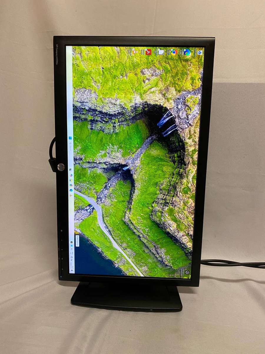 HP Compaq LA2306x 23in computer monitor