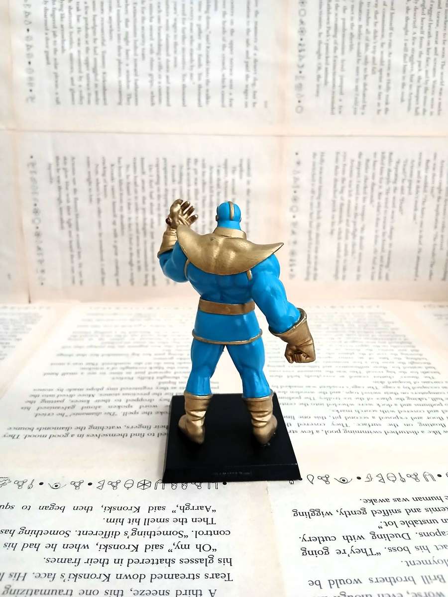 Thanos - Statue Number 4 [The Classic Marvel Figure Collection] [Lead Figure] [2007]