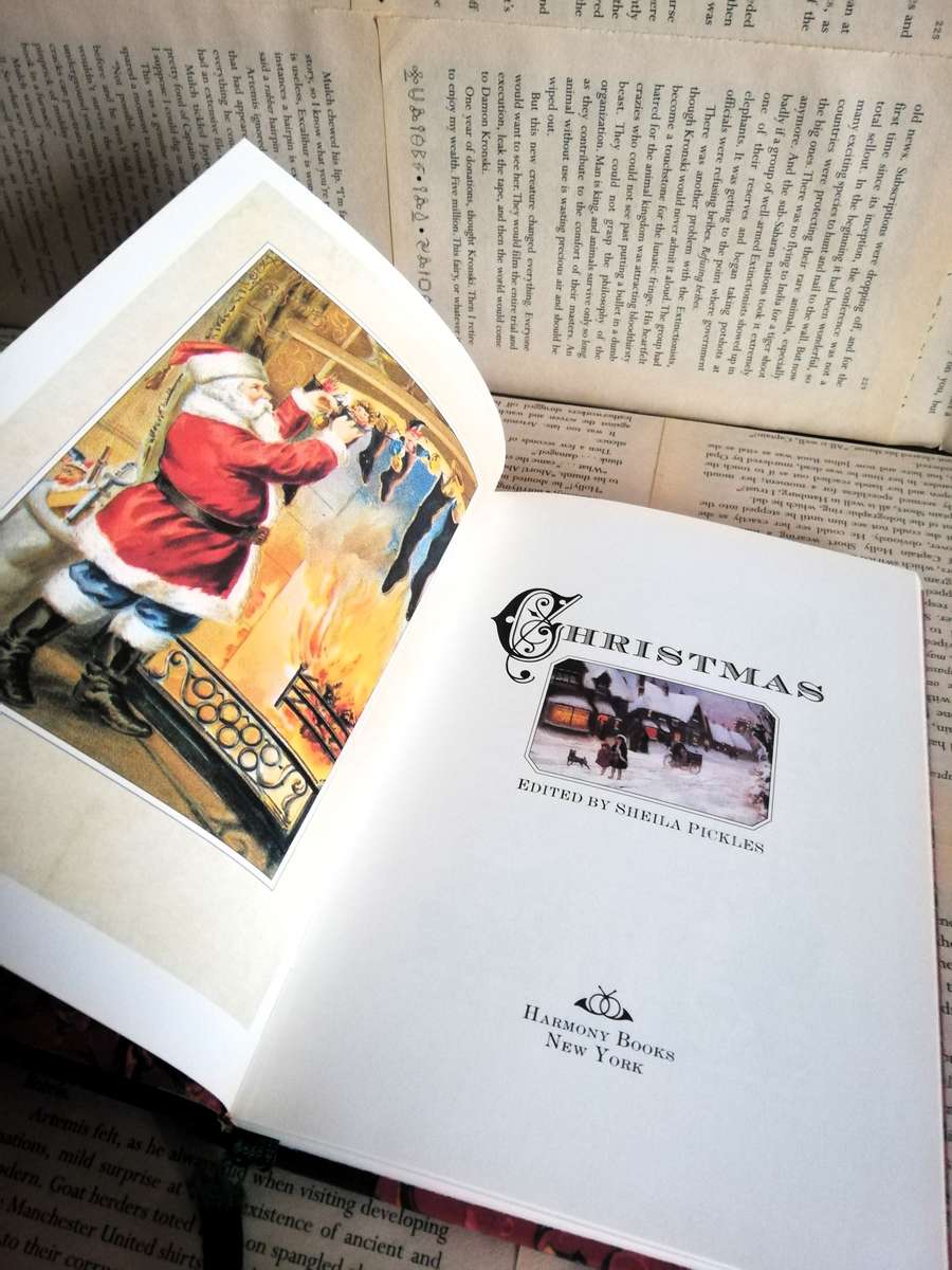 Christmas - Penhaligons Scented Treasury of Verse and Prose [First Edition]