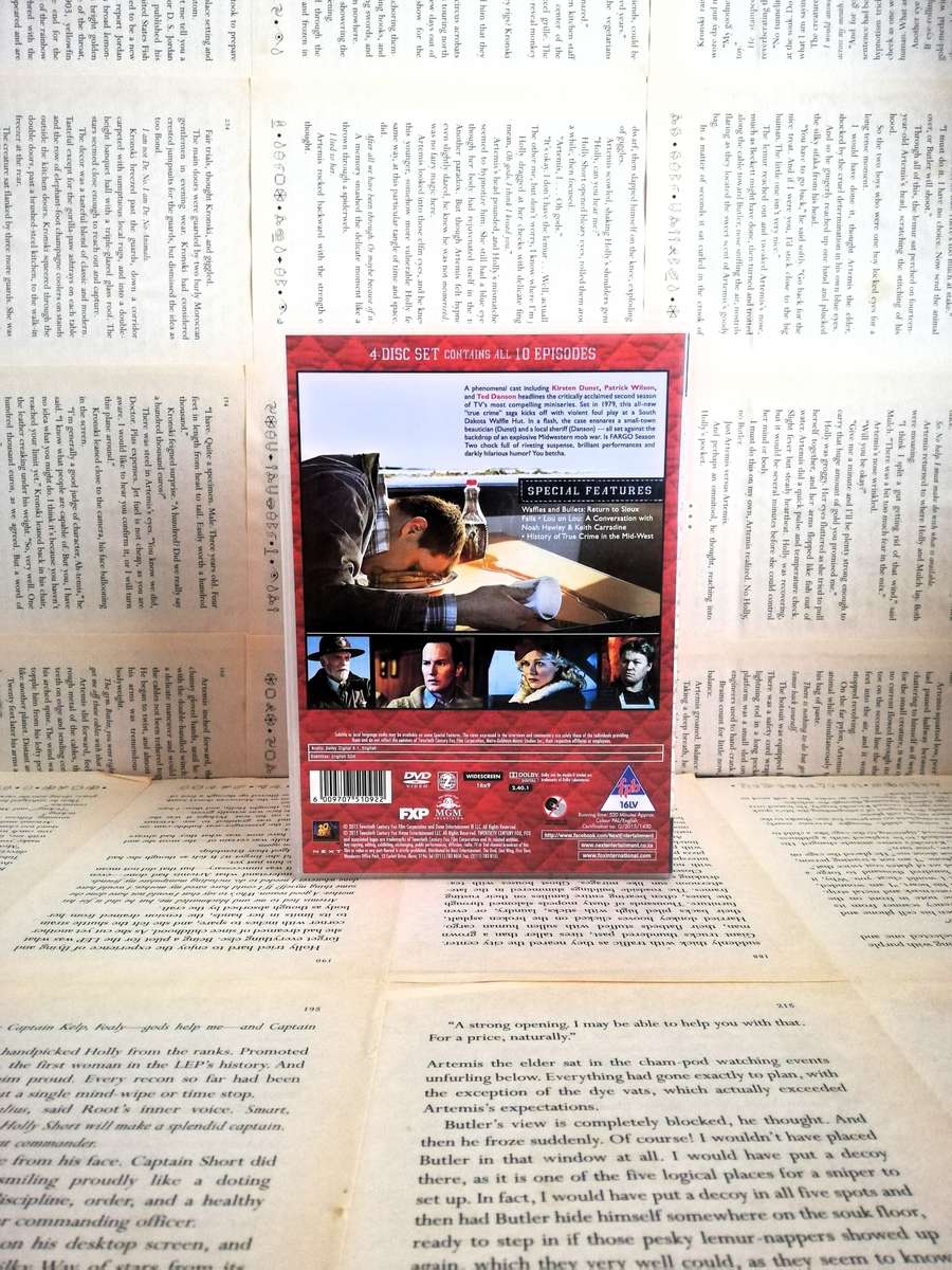 Fargo Season 2 [DVD]