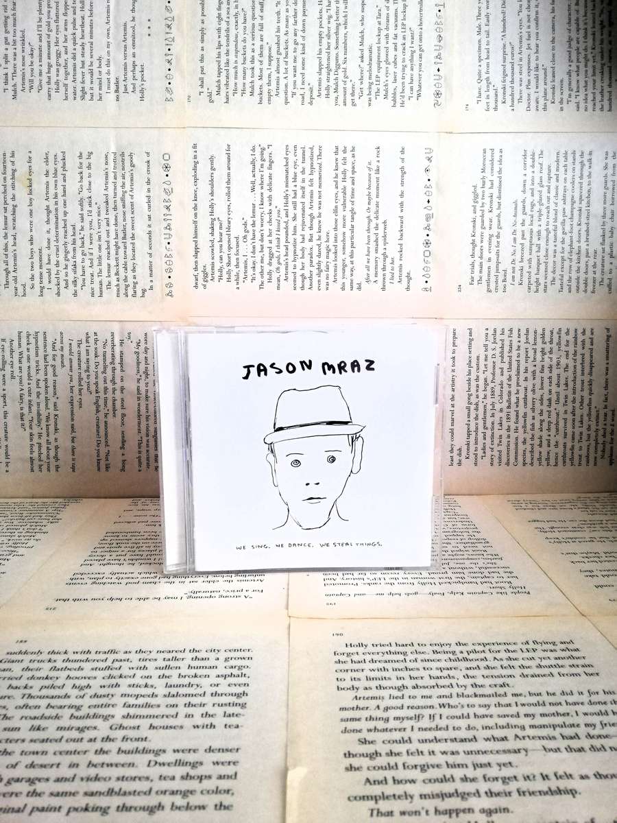 We Sing, We Dance. We Steal Things by Jason Mraz [CD]