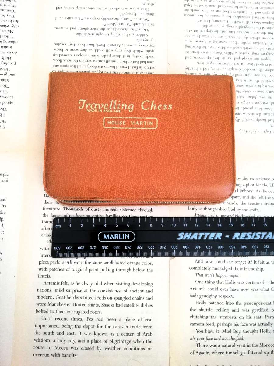 Vintage House Martin Travelling Chess Set