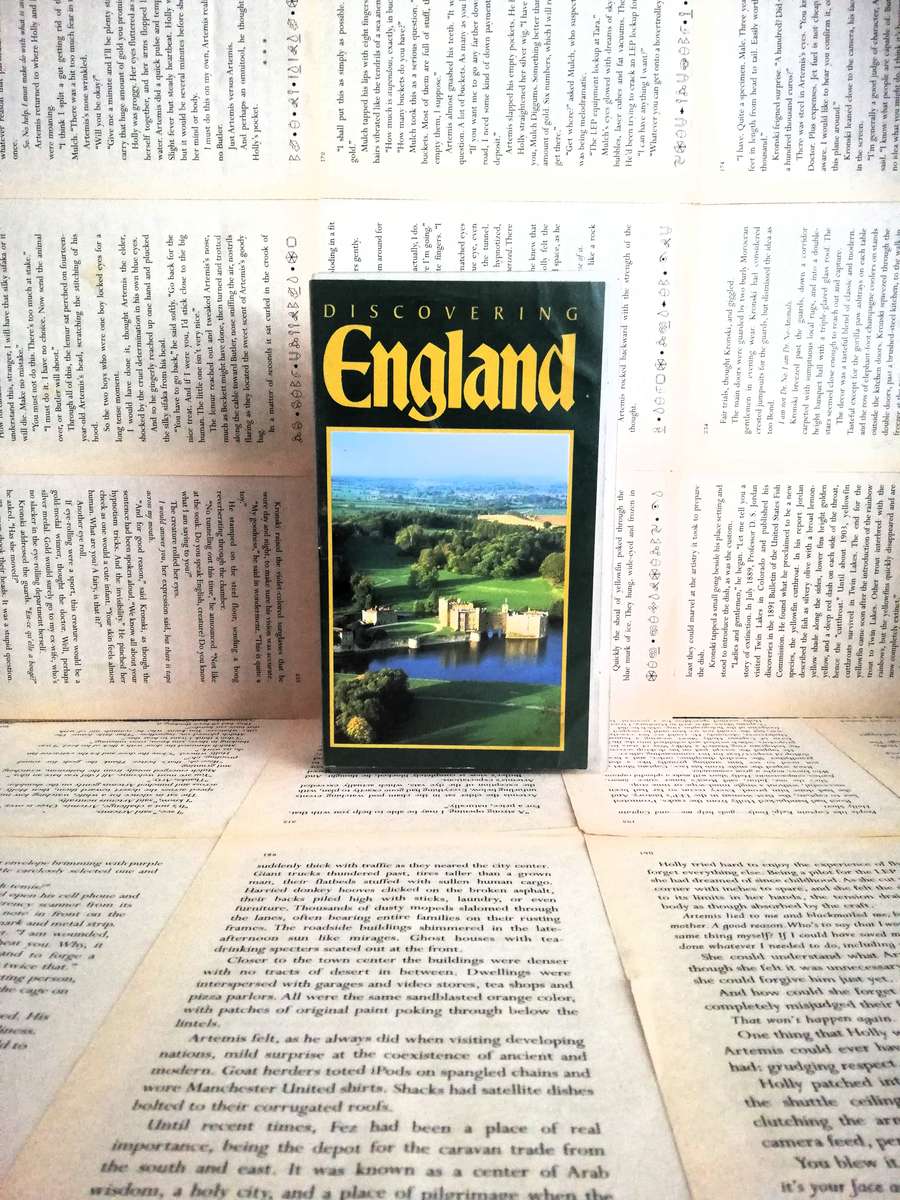 Reader's Digest Discovering England - Movie VHS Tape (1989) [VHS]