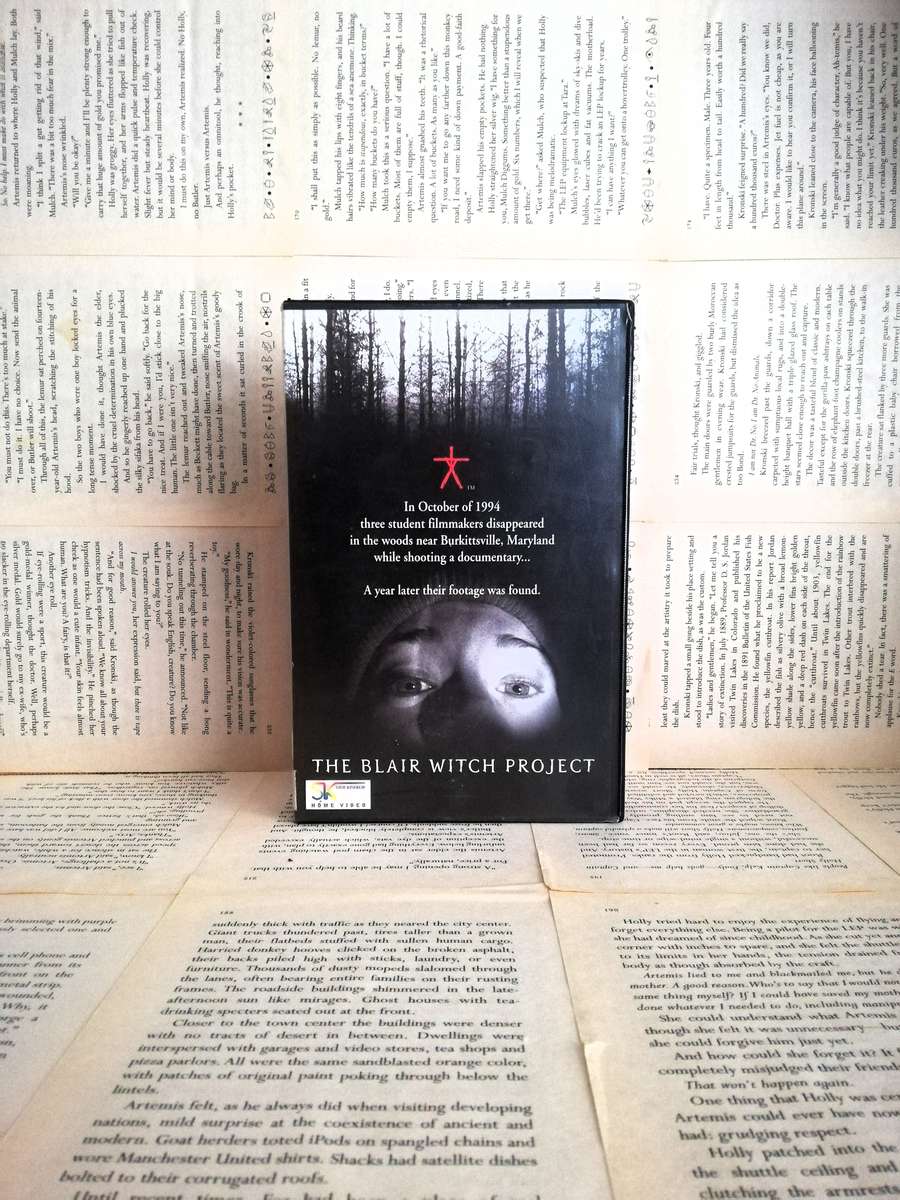The Blair Witch Project  - Movie VHS Tape (1999) [VHS]