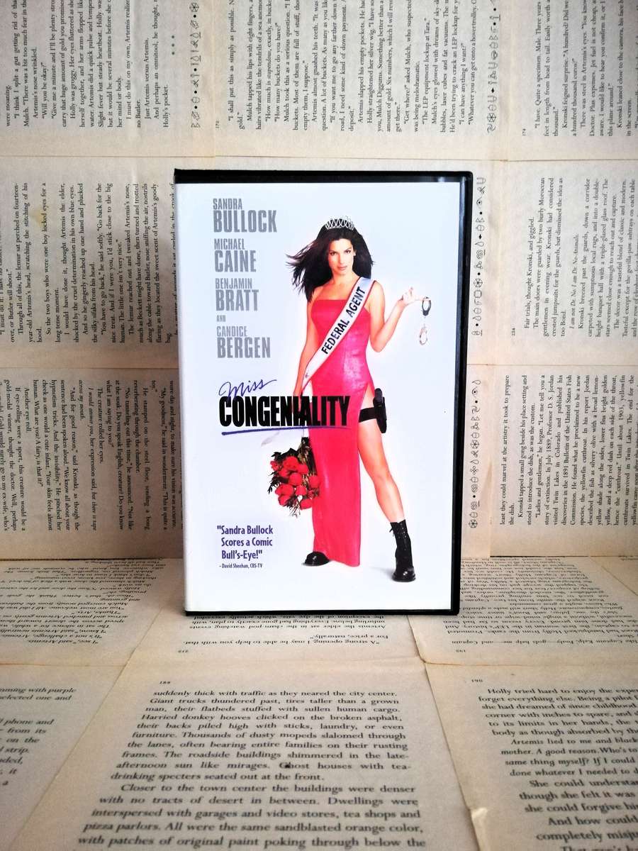 Miss Congeniality  - Movie VHS Tape (2001) [VHS]