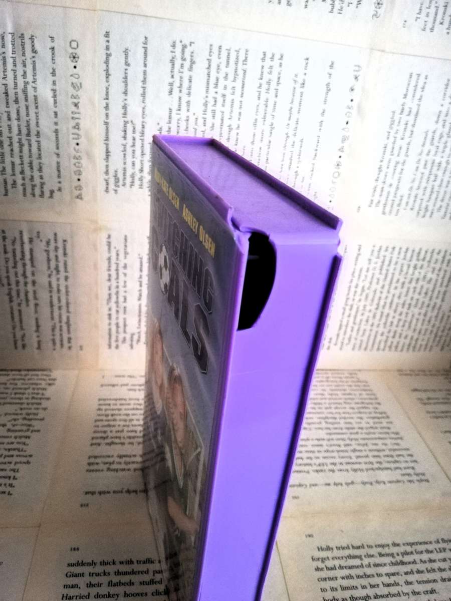 Mary-Kate Olsen and Ashley Olsen Bundle  X 4 - Movie VHS Tape (2000) [VHS]