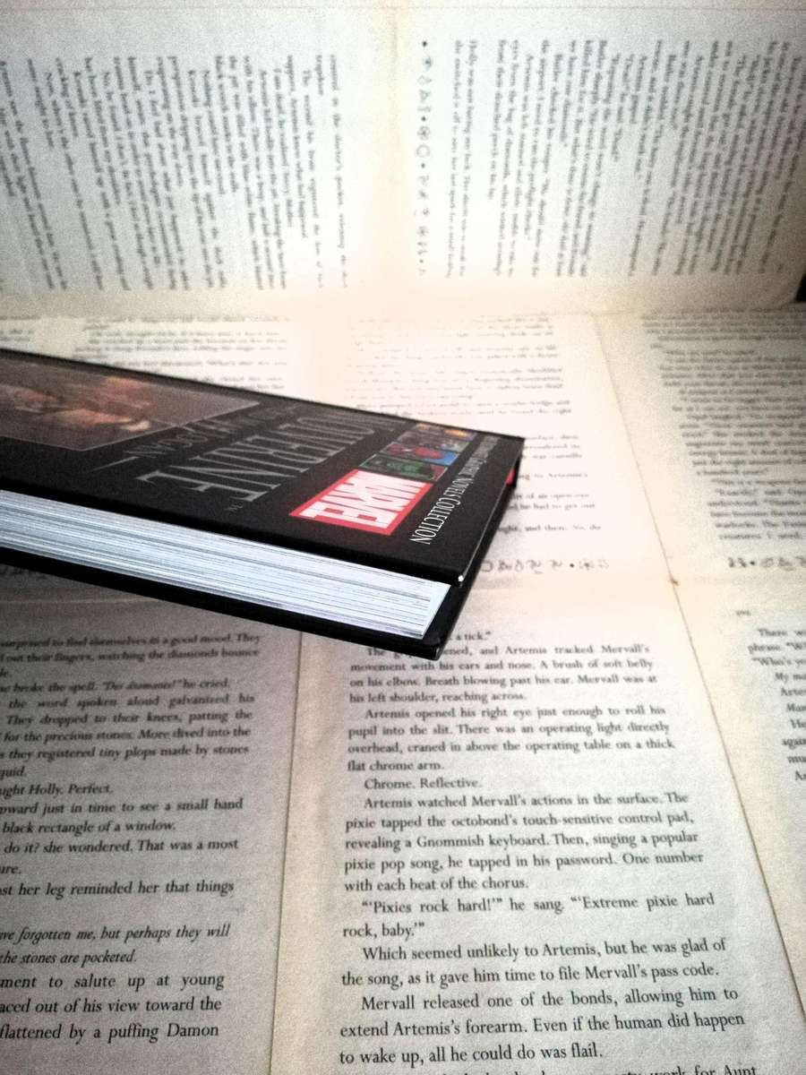 Wolverine: Old Man Logan (Marvel Ultimate Graphic Novel Collection #57) [Graphic Novel]