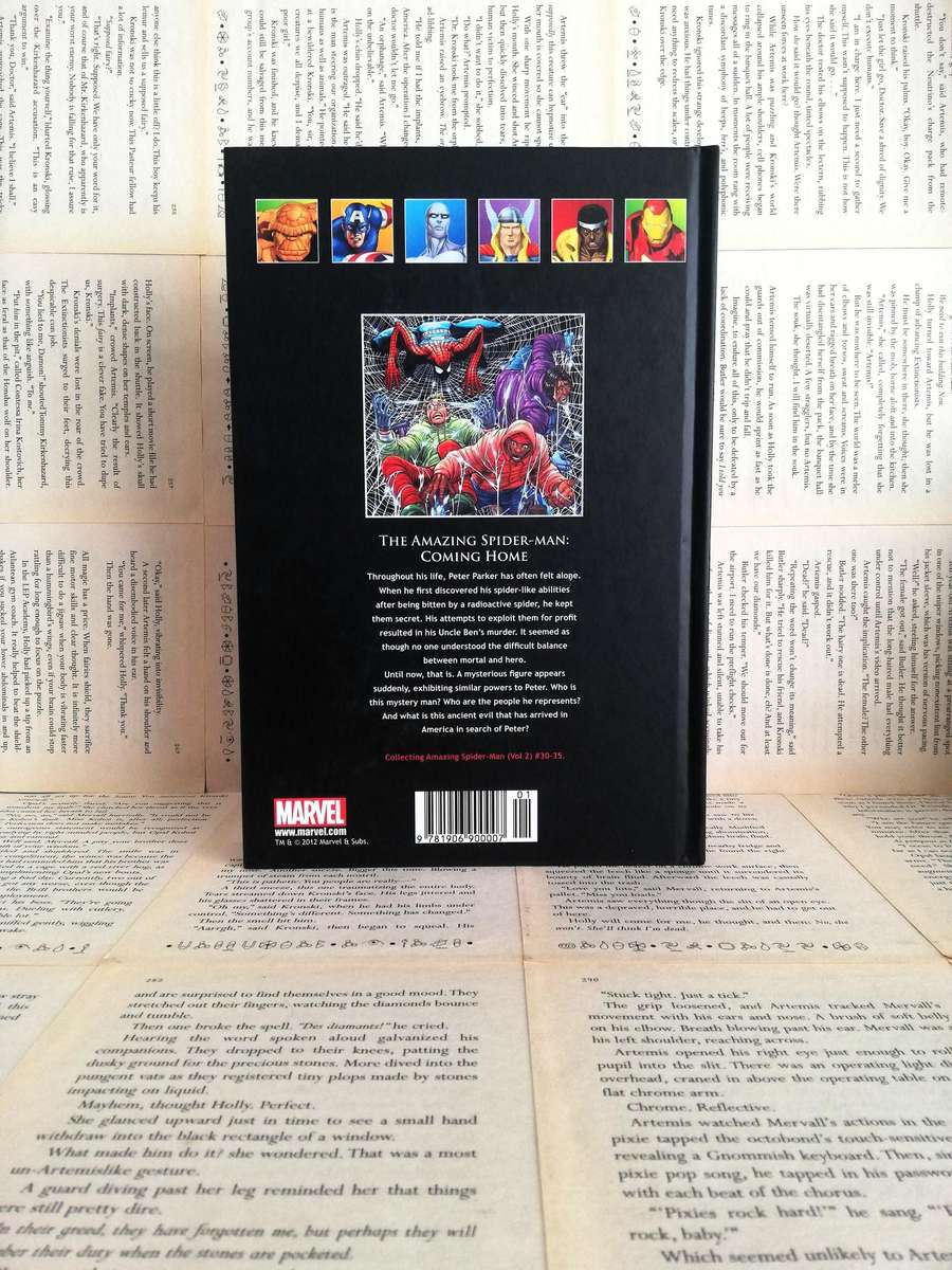 The Amazing Spider-man: Coming Home (Marvel Ultimate Graphic Novel Collection #21) [Graphic Novel]