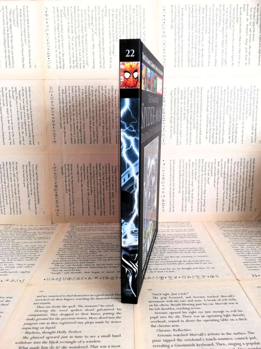 The Amazing Spider-Man: Revelations & Until the Stars Turn Gold (Marvel Ultimate Graphic Novel #22)