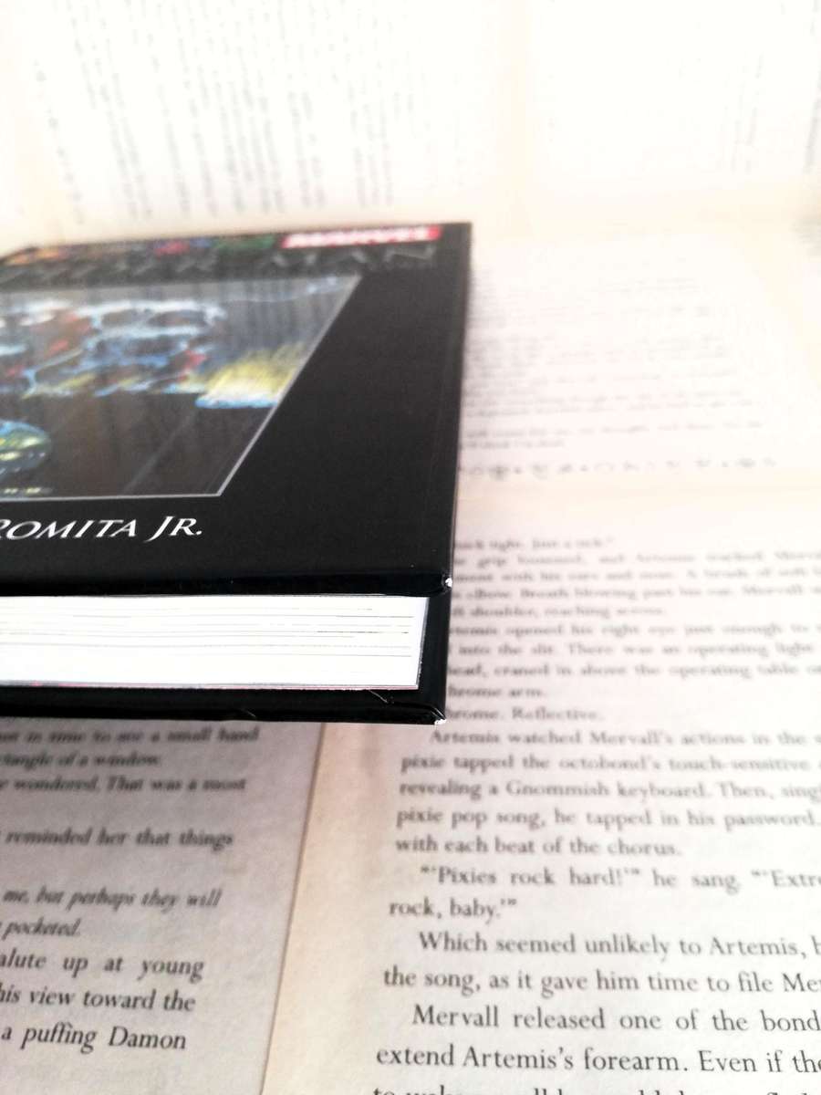 The Amazing Spider-Man: Revelations & Until the Stars Turn Gold (Marvel Ultimate Graphic Novel #22)