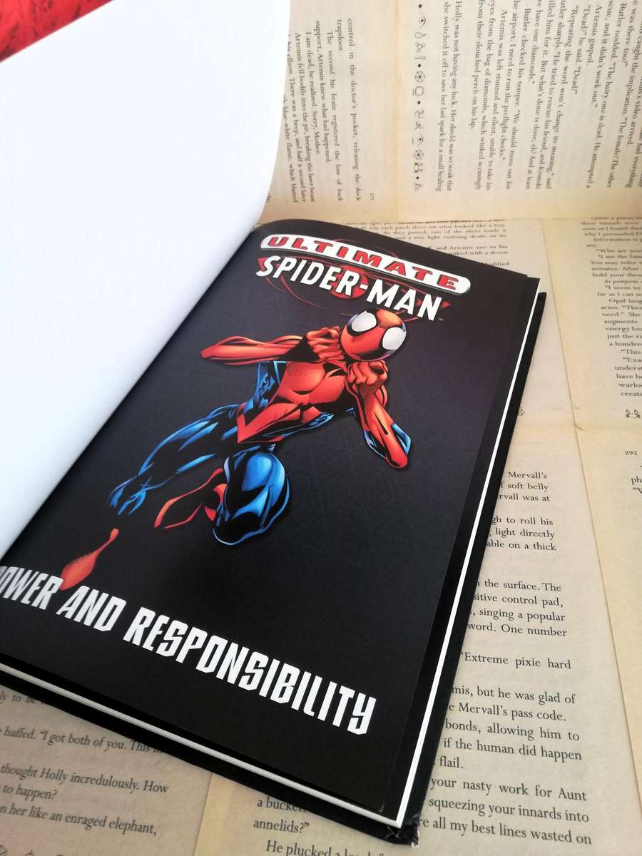 Ultimate Spider-man: Power and Responsibility(Marvel Ultimate Graphic Novel Collection #20)