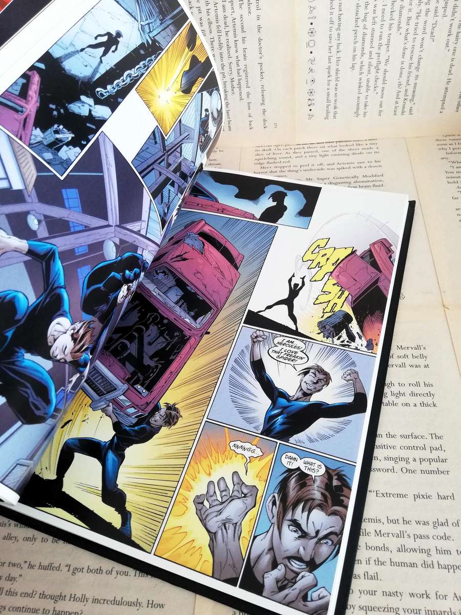 Ultimate Spider-man: Power and Responsibility(Marvel Ultimate Graphic Novel Collection #20)