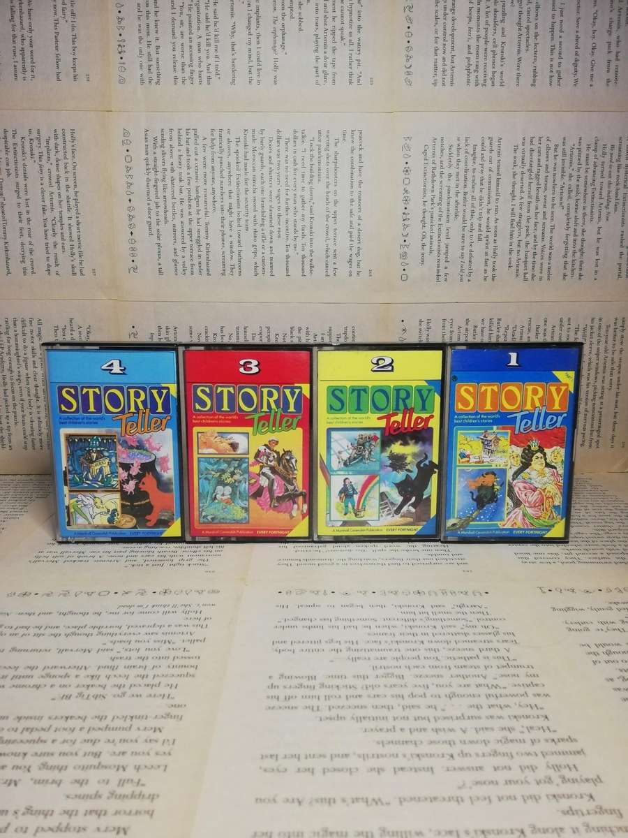 Vintage Story Teller Storybook with Cassettes 1 to 13 [Cassette]