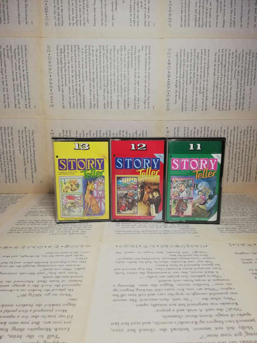 Vintage Story Teller Storybook with Cassettes 1 to 13 [Cassette]