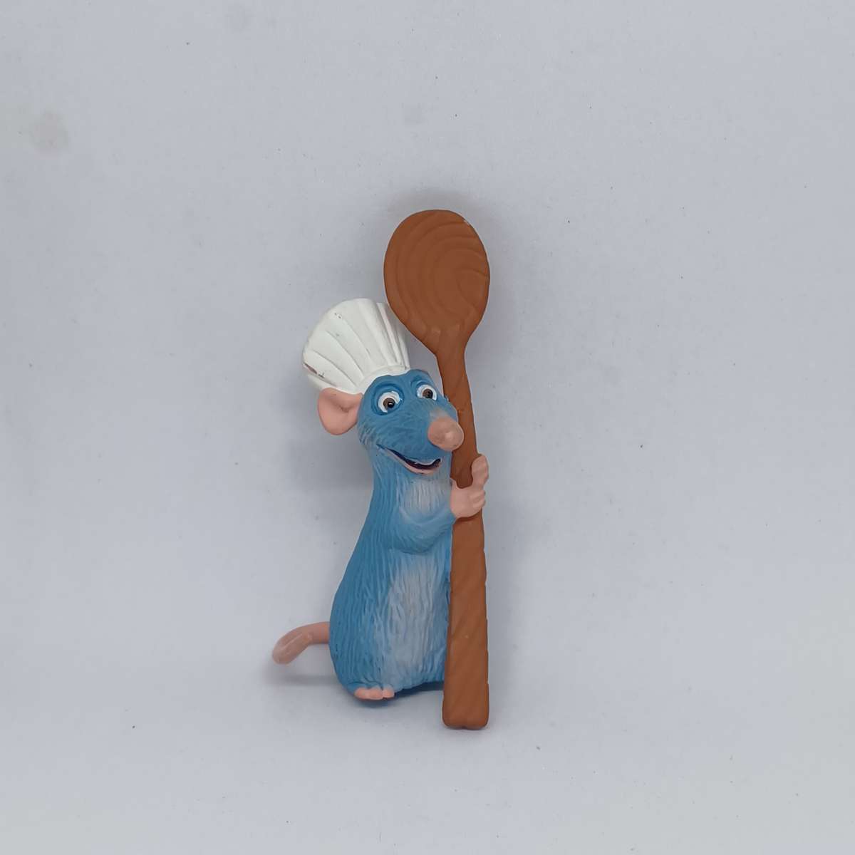 Disney/Pixar Bullyland Hand-Painted Ratatouille Collectable mini action figures