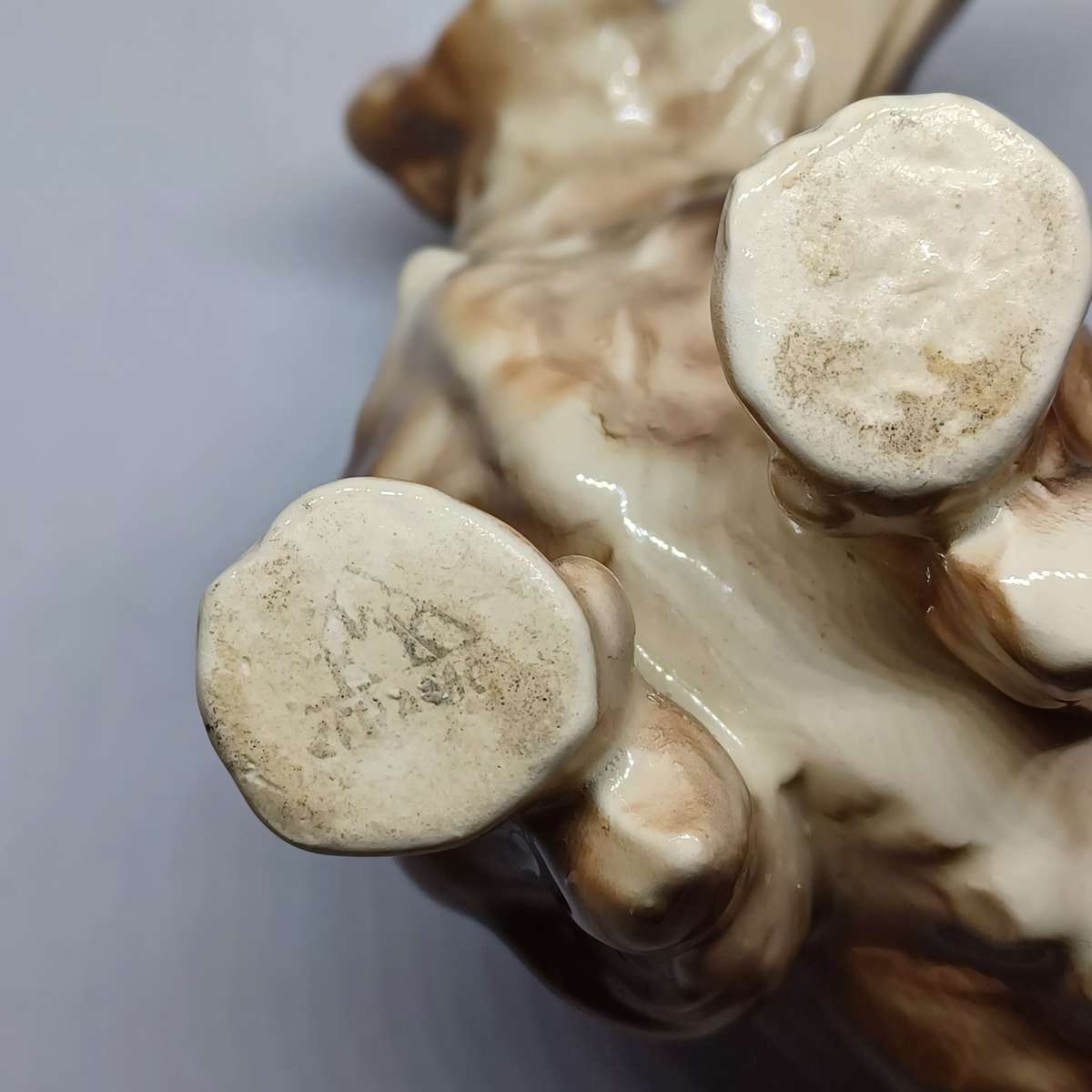 Vintage Hand Made Austrian Dachshund Dog Figurine Porcelain (25cm x 12cm)