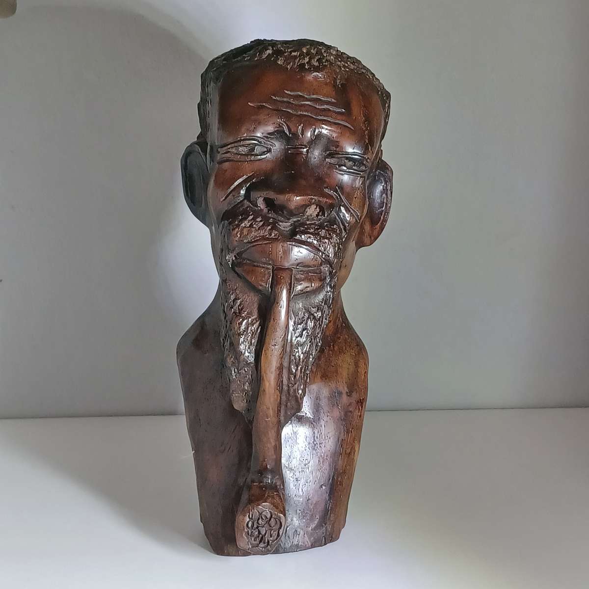 African Hand Carved Wooden Head with Pipe (25cm)