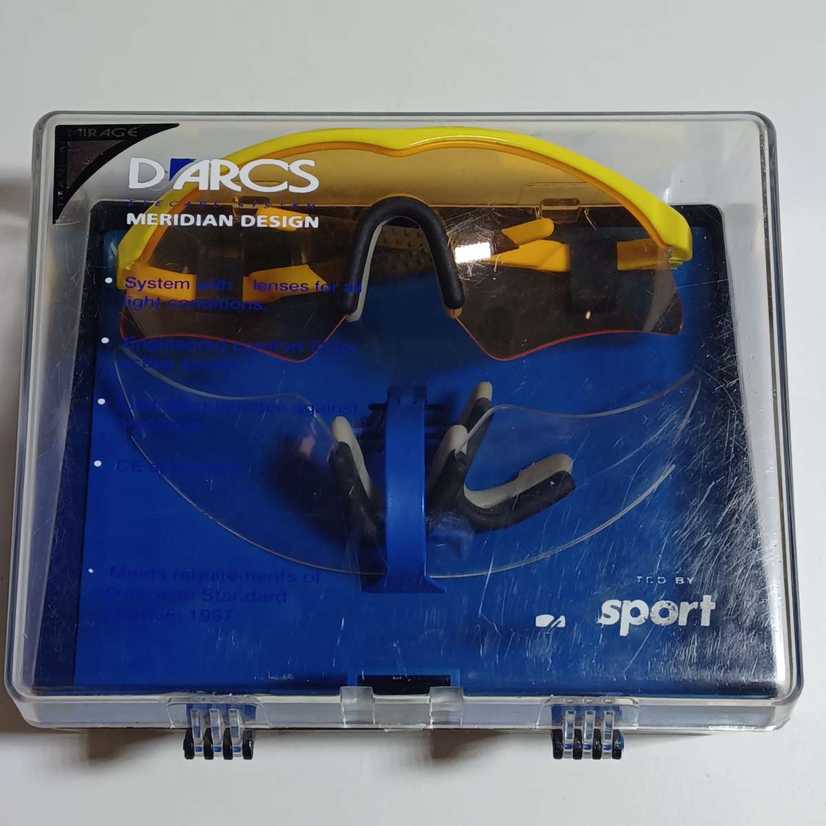 Meridian Design DArcs Cycling Glasses with 2 lenses