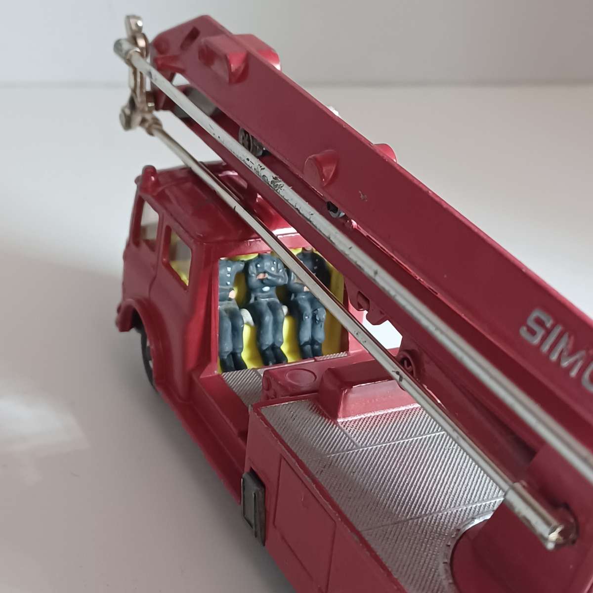 Vintage 1977 Corgi Major Simon Snorkel Fire Truck ( 24cm)