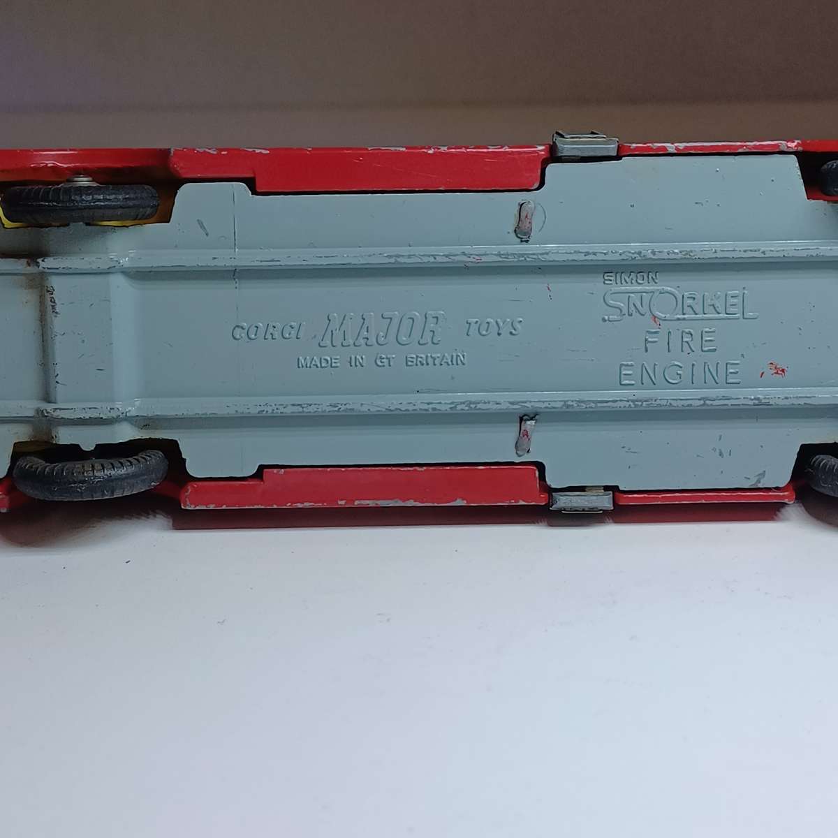 Vintage 1977 Corgi Major Simon Snorkel Fire Truck ( 24cm)