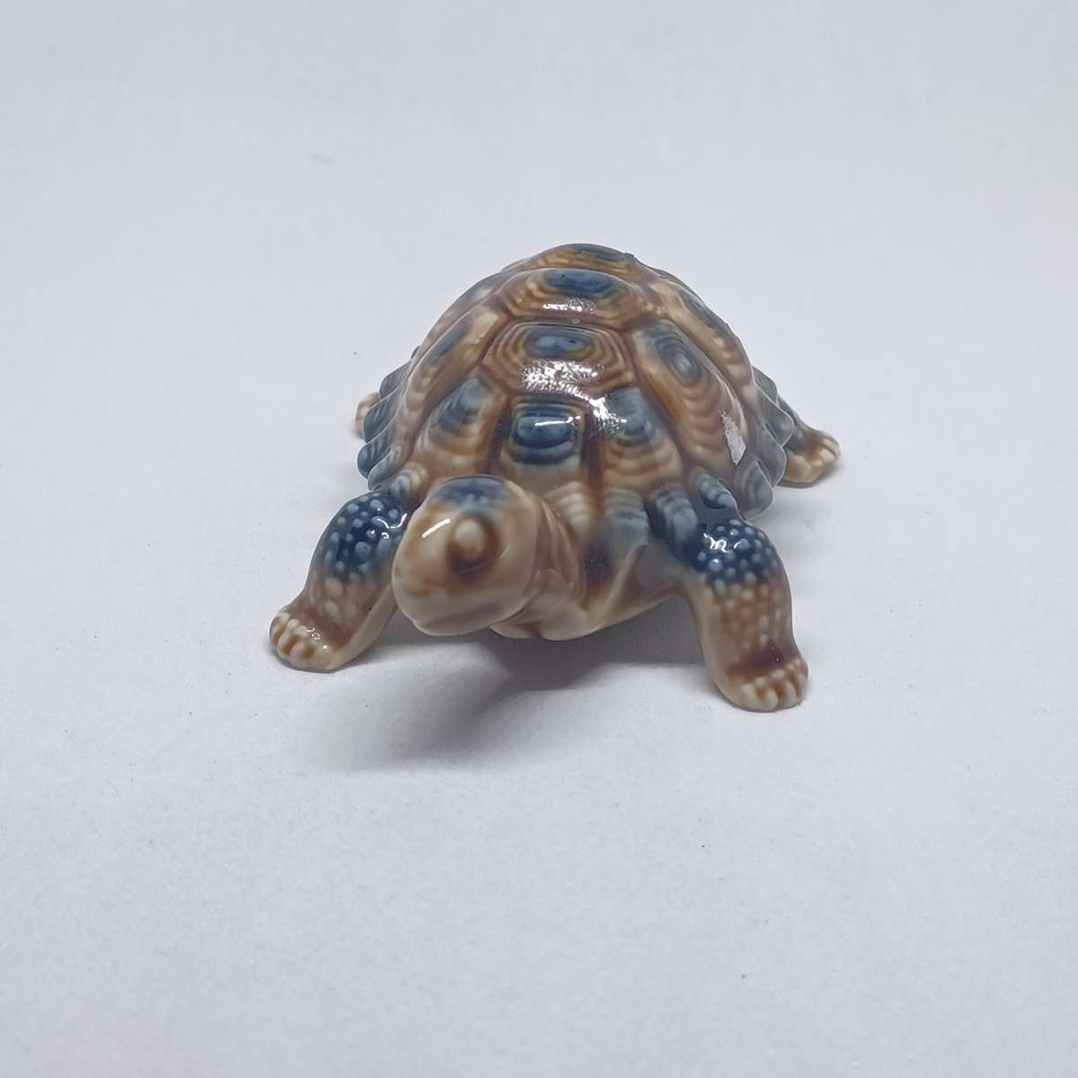 Vintage Wade Porcelain Tortoise made in England - 8cm