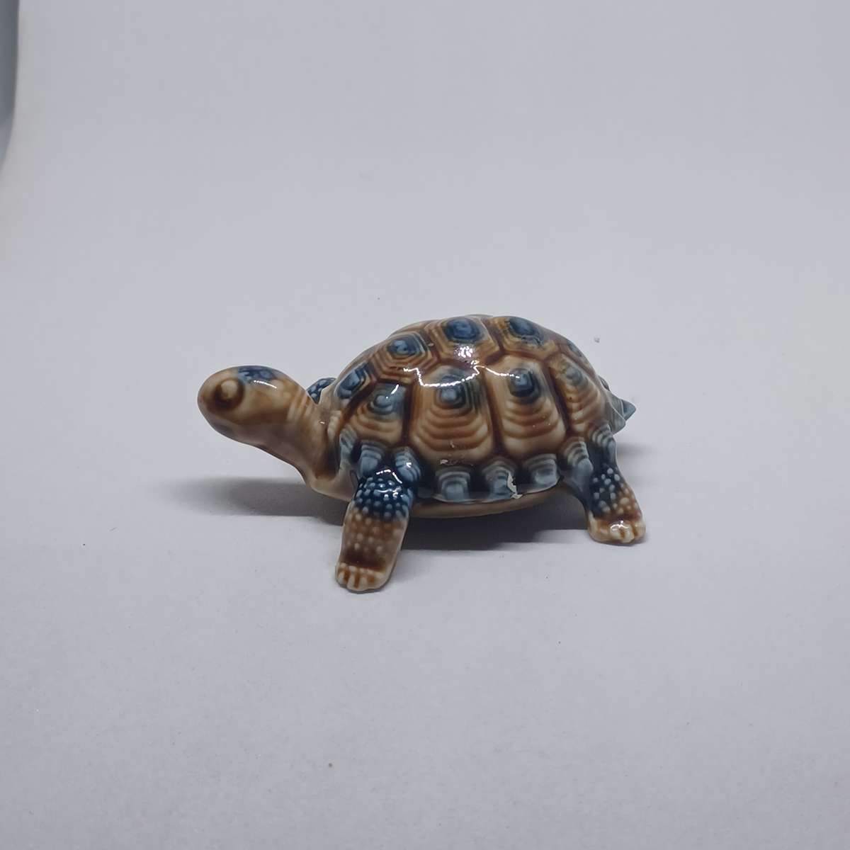 Vintage Wade Porcelain Tortoise made in England - 8cm