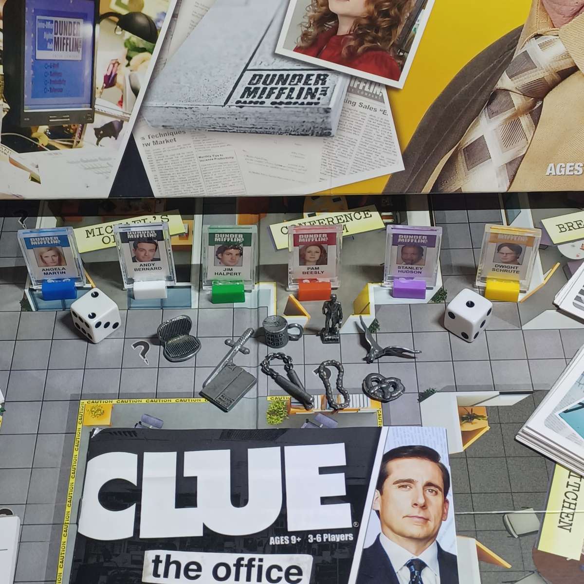 Hasbro Clue The Office Edition Dunder Mifflin board game // please read description