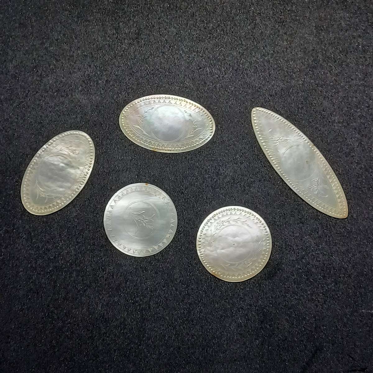 Antique Chinese Mother Of Pearl Gaming Counters chips set of 5