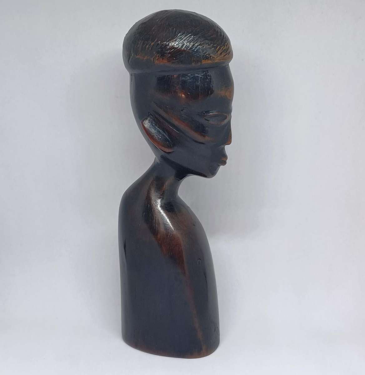 Vintage Hand Carved Wooden African Figure - (16cm)