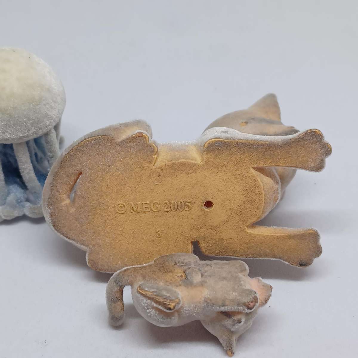 Collectable Flocked Kitty/Animal in my pocket toys