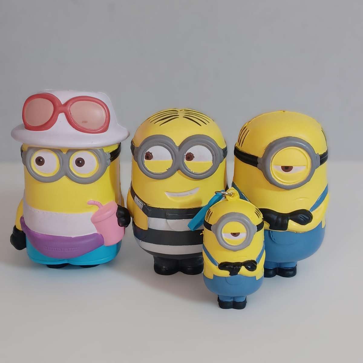 Despicable Me 3 - Minions Squishy Figures and keyring