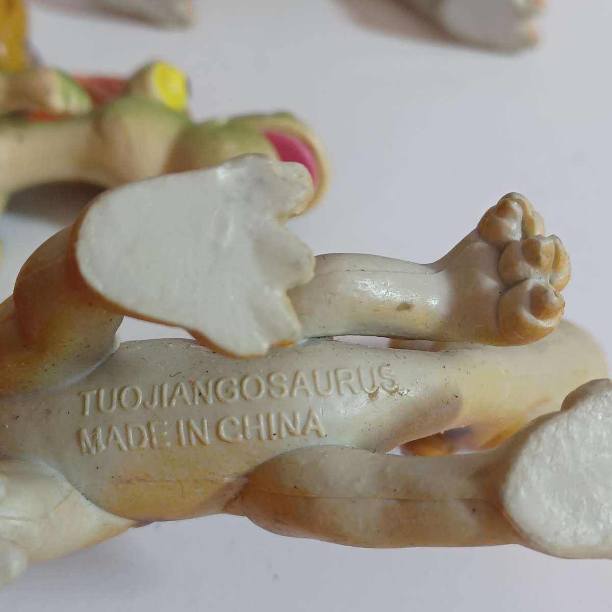 Gosnell Vintage Dinosaur Toys PVC Figures Dino Cartoon Big Eyes