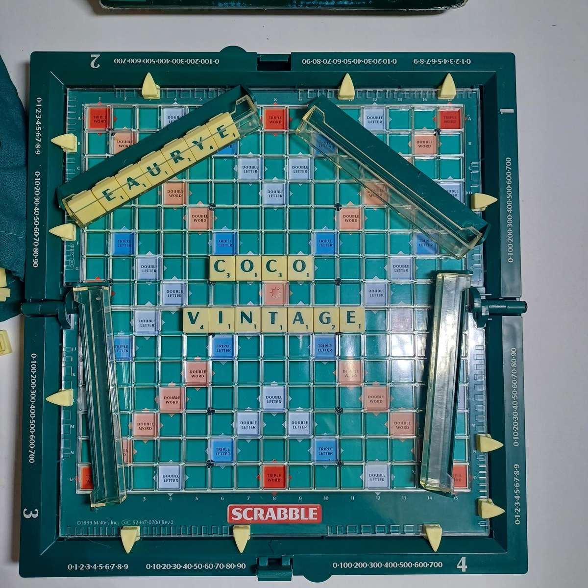 Mattel Games Travel Scrabble set, Complete