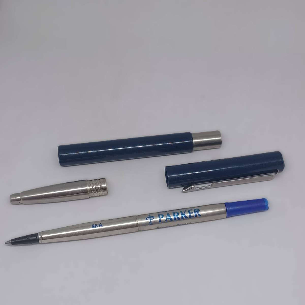 Parker Vector Standard CT Fountain Pen in blue