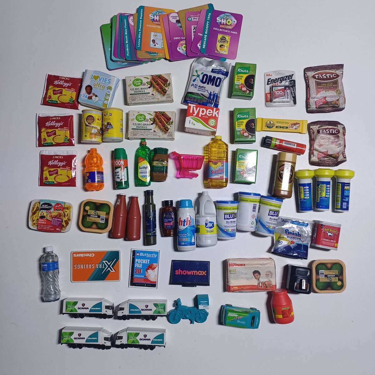 Collection Various Checkers Little Shop toys and cards - 55 pieces and 24 cards