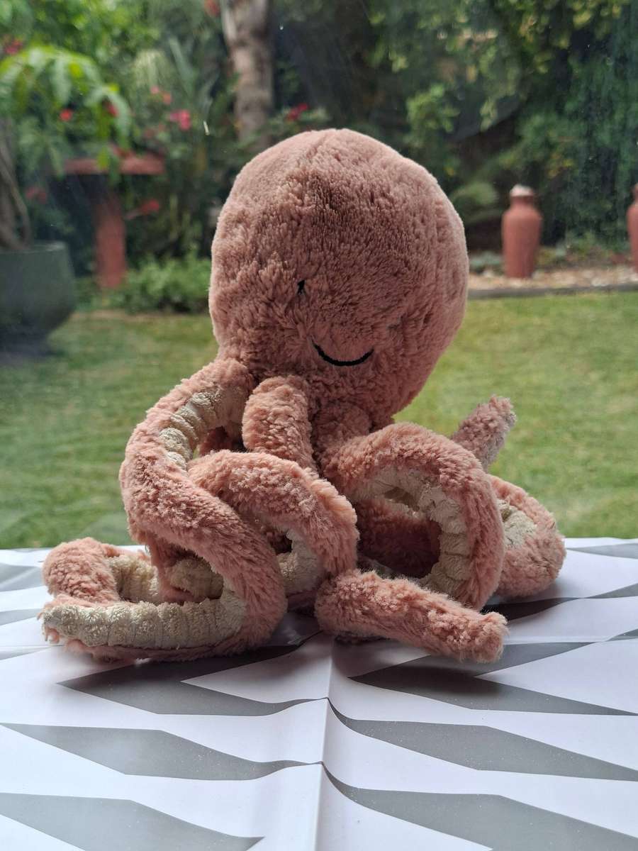 Jellycat Odell Octopus Stuffed Animal // 25cm