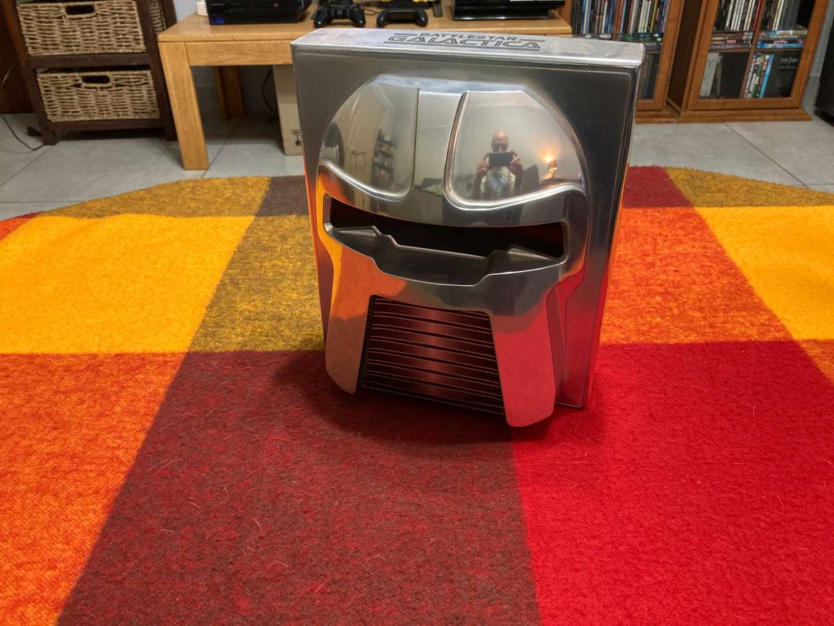 Battlestar Galactica - The Complete Epic Series DVD Collector's Box Set - NTSC