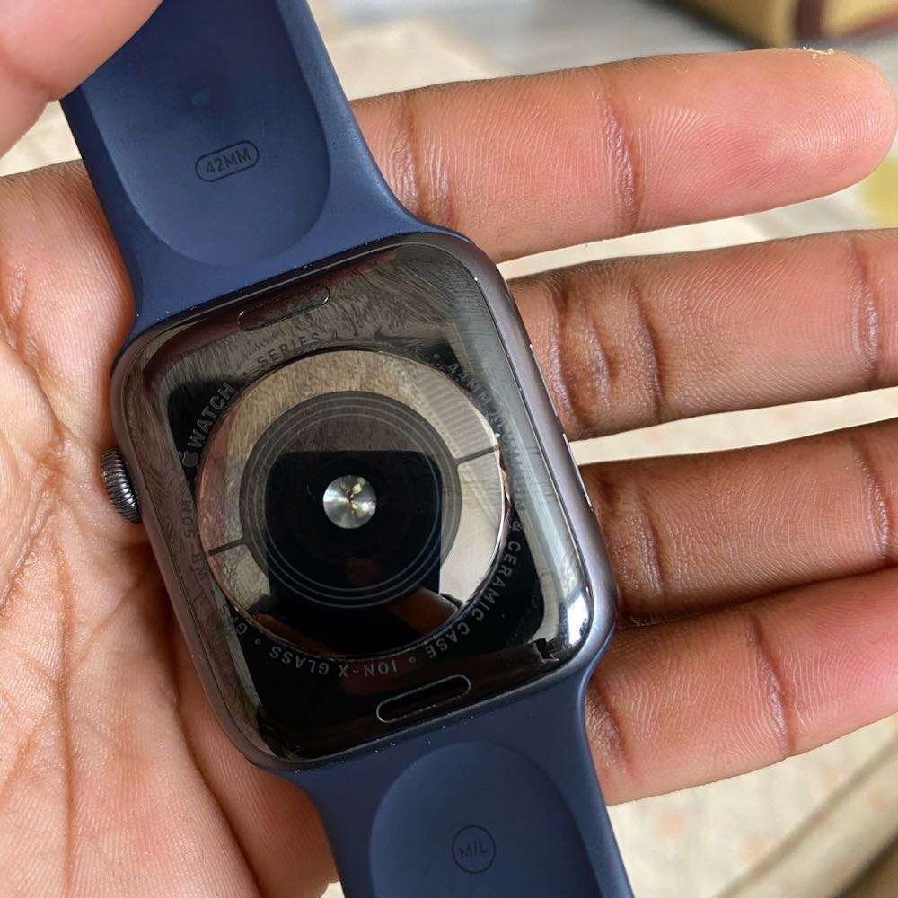 Apple Watch Series 4 (44mm Nike Edition)