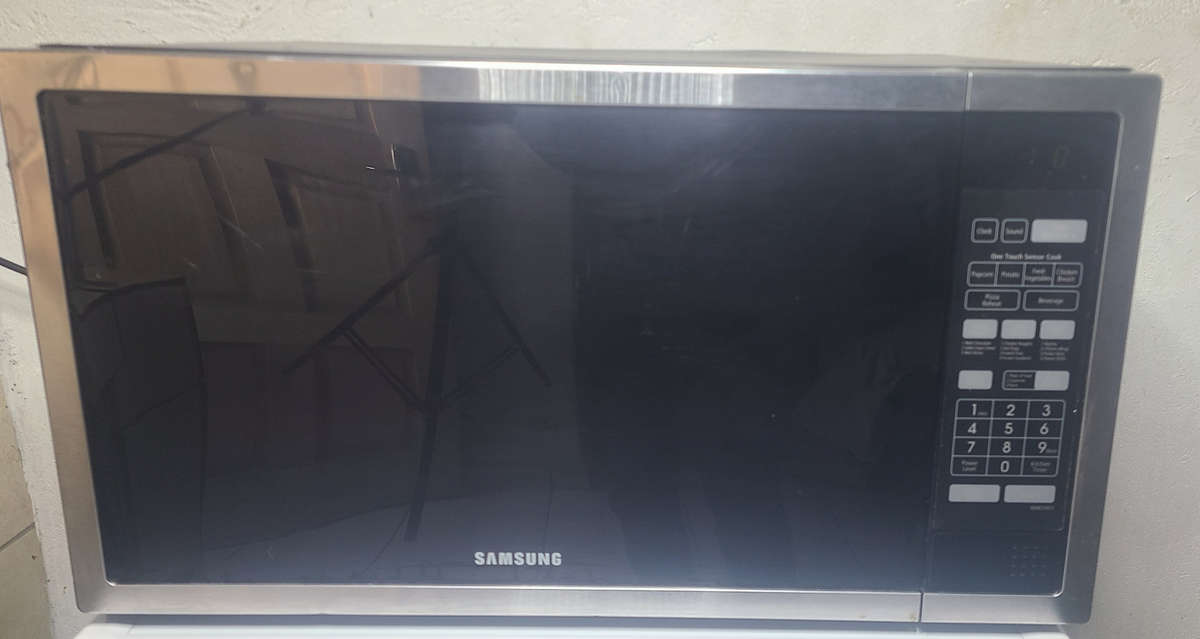 Samsung 55L Microwave oven