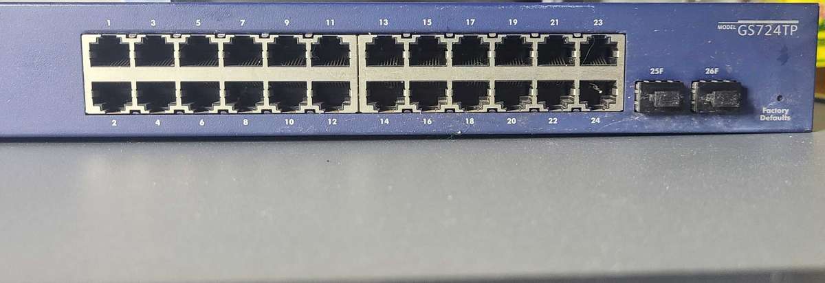 Netgear ProSafe 24port POE +