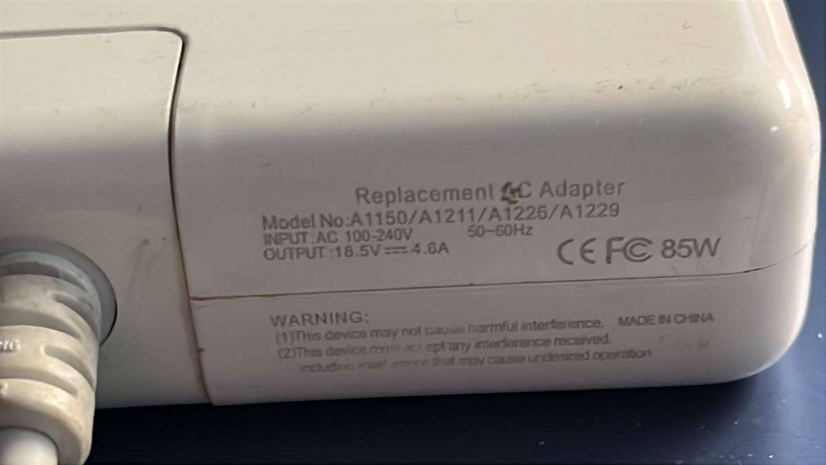 MagSafe Charger, details below