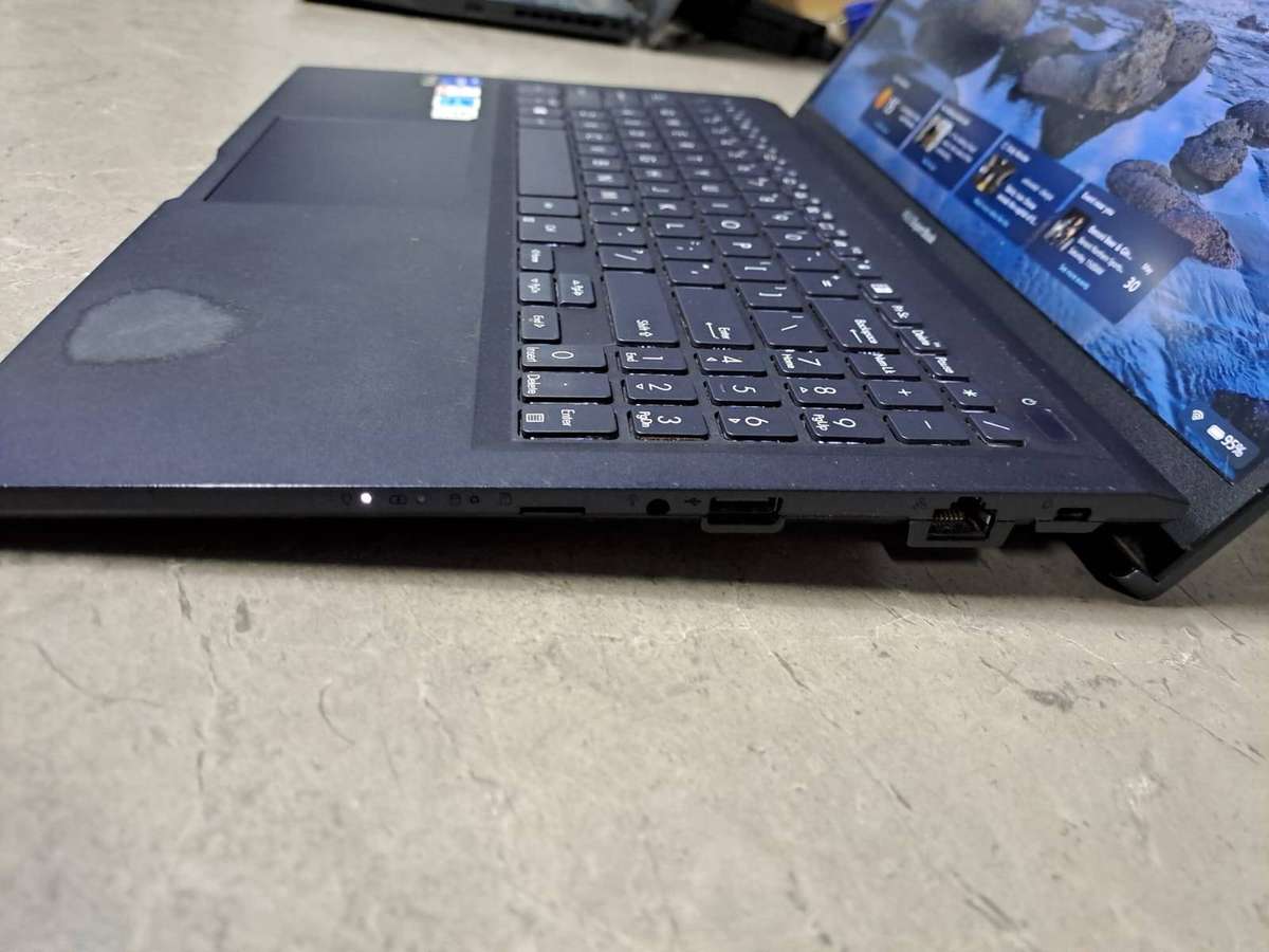 Asus ExpertBook I5 11gen