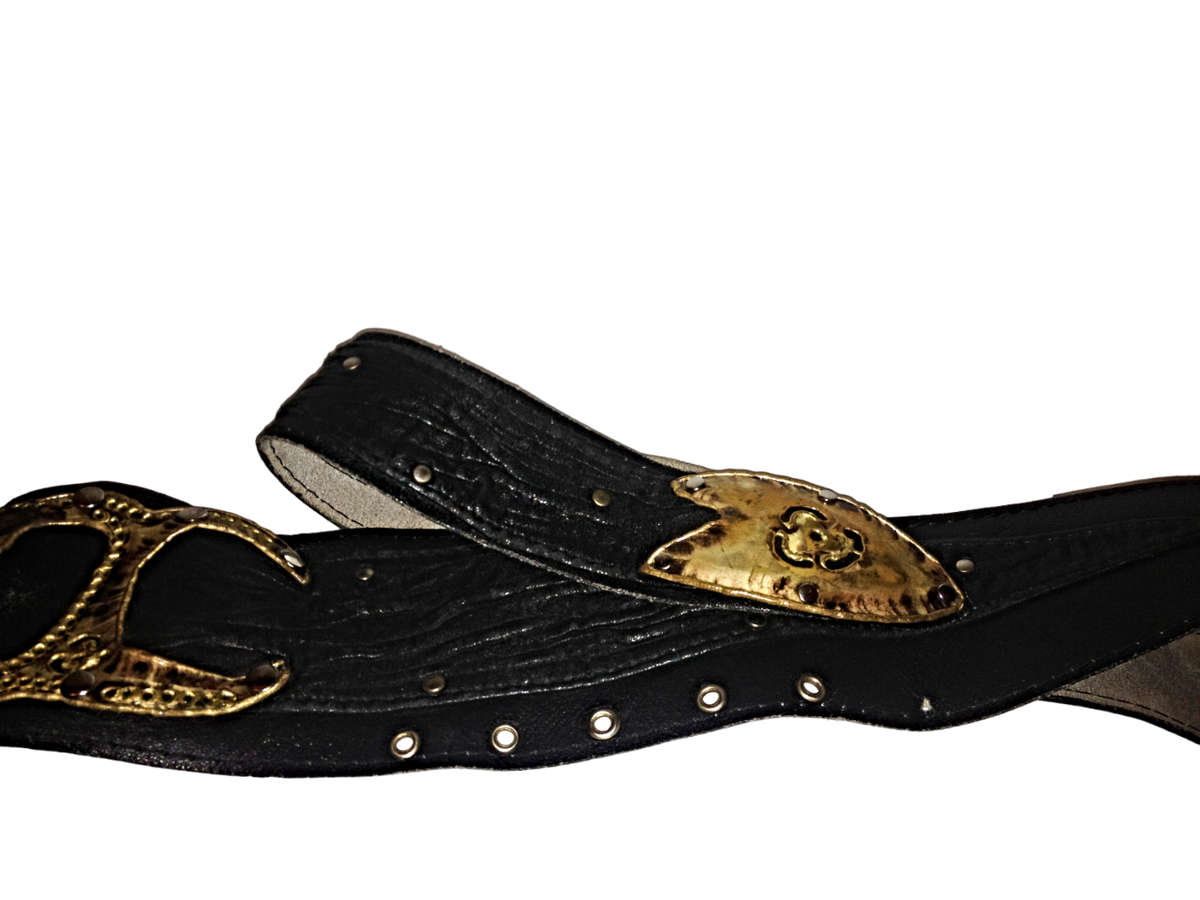 Stunning Collection of 3 x 1980's Retro/Vintage Leather Ladies Belts Plus 1 x Belt Free