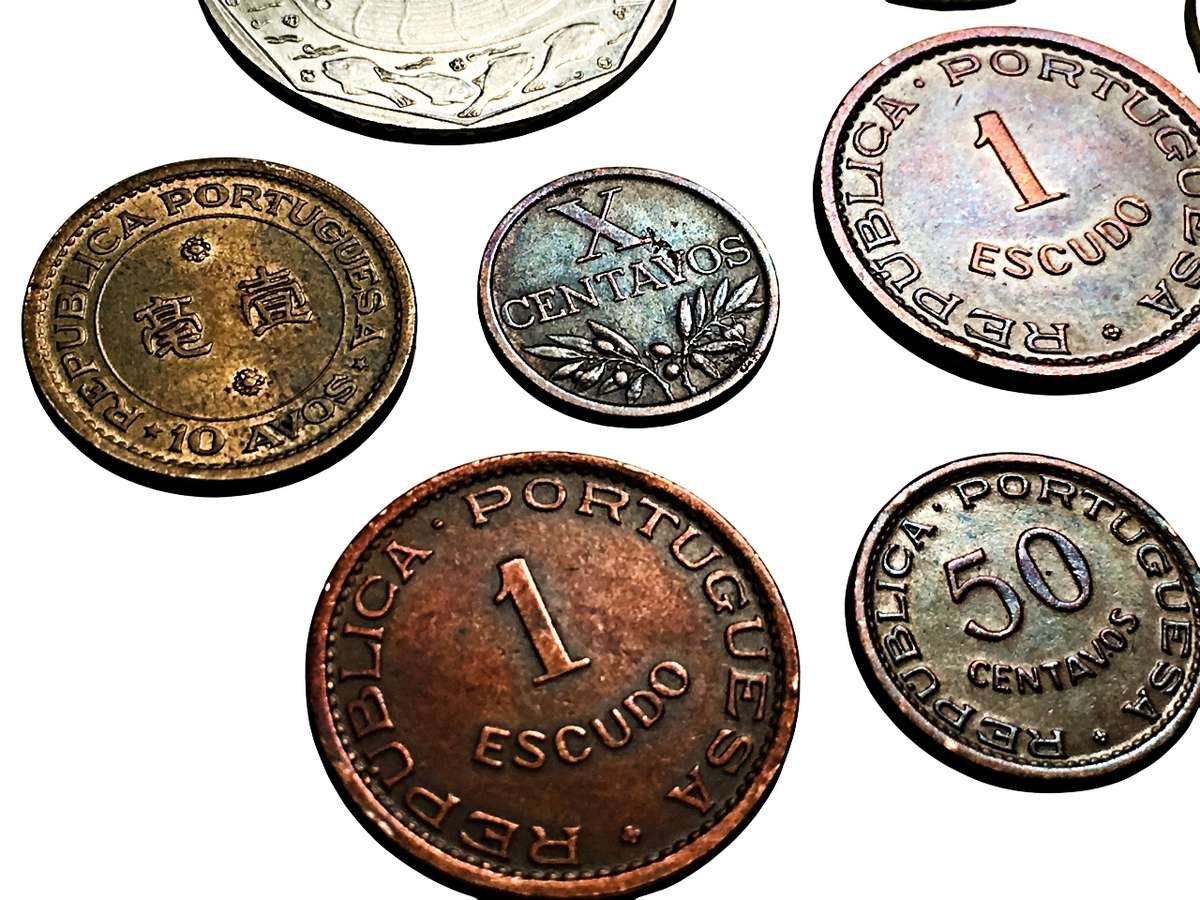 Lot of 20 Rare Collectable Coins from Republic of Portugal from 1940 to 2019 + 20 South African Coin