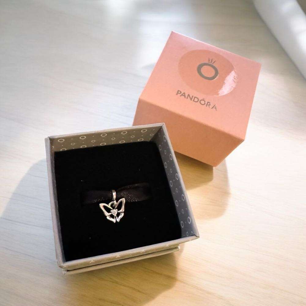 Pandora ME butterfly mini dangle