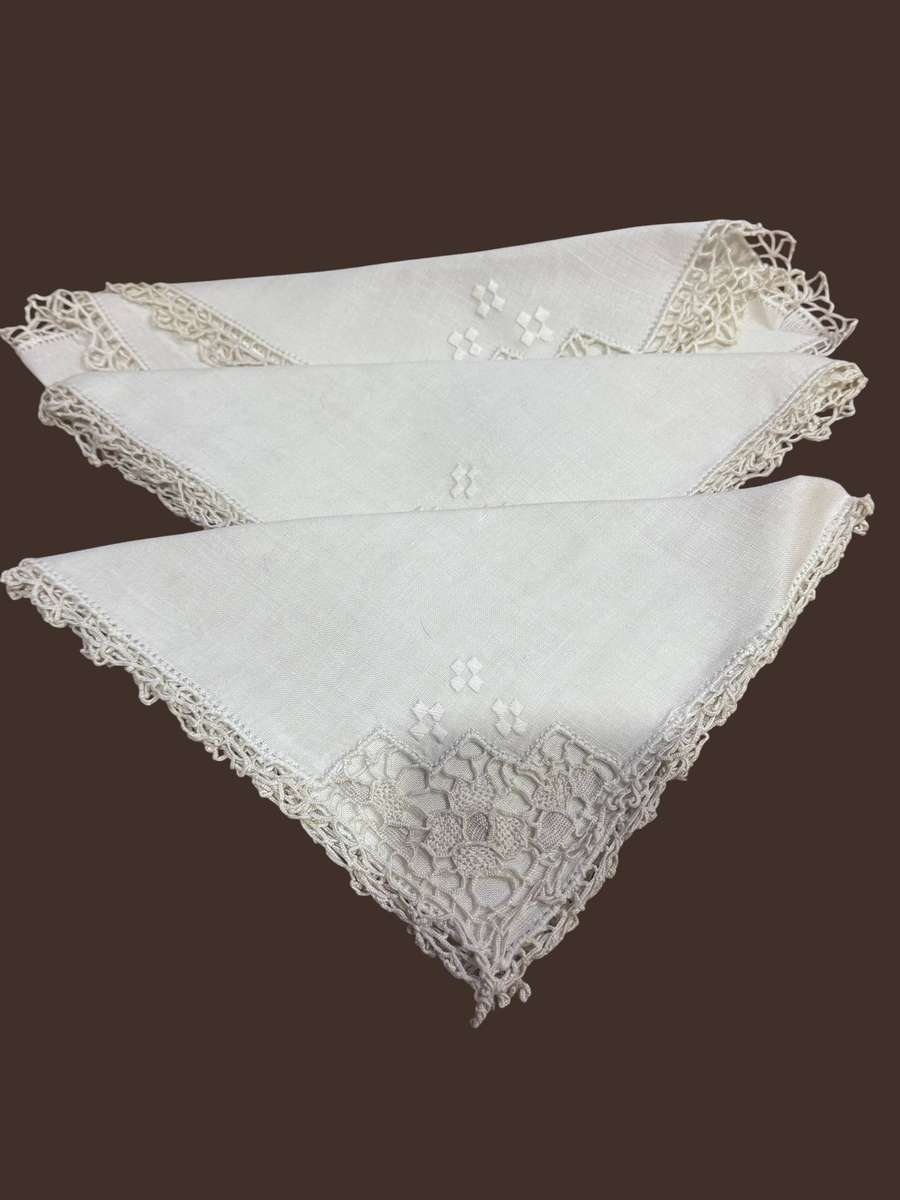 3x napkin squares