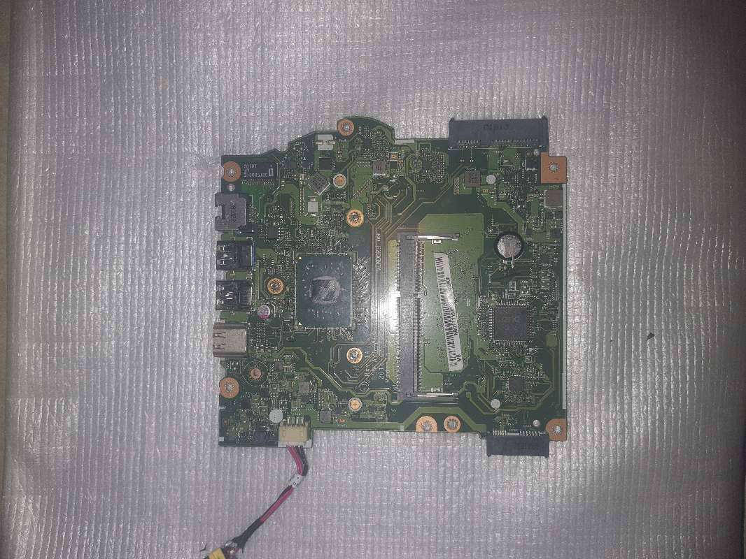 Acer Aspire ES1-533 Motherboard, LA-D641P (Celeron CPU)