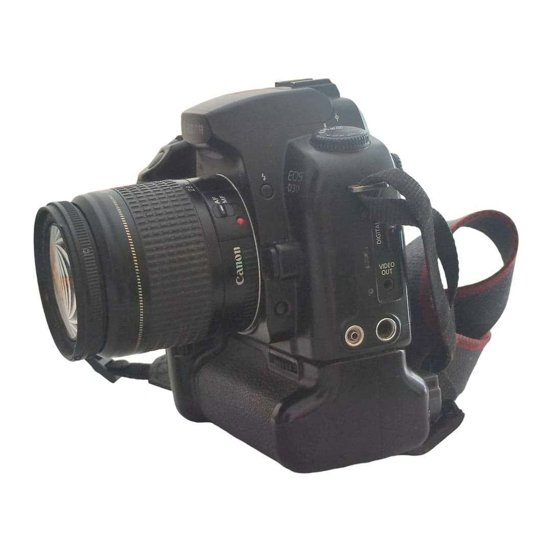 Canon EOS 30D Camera  (Used) Cannon's First Digital DSLR