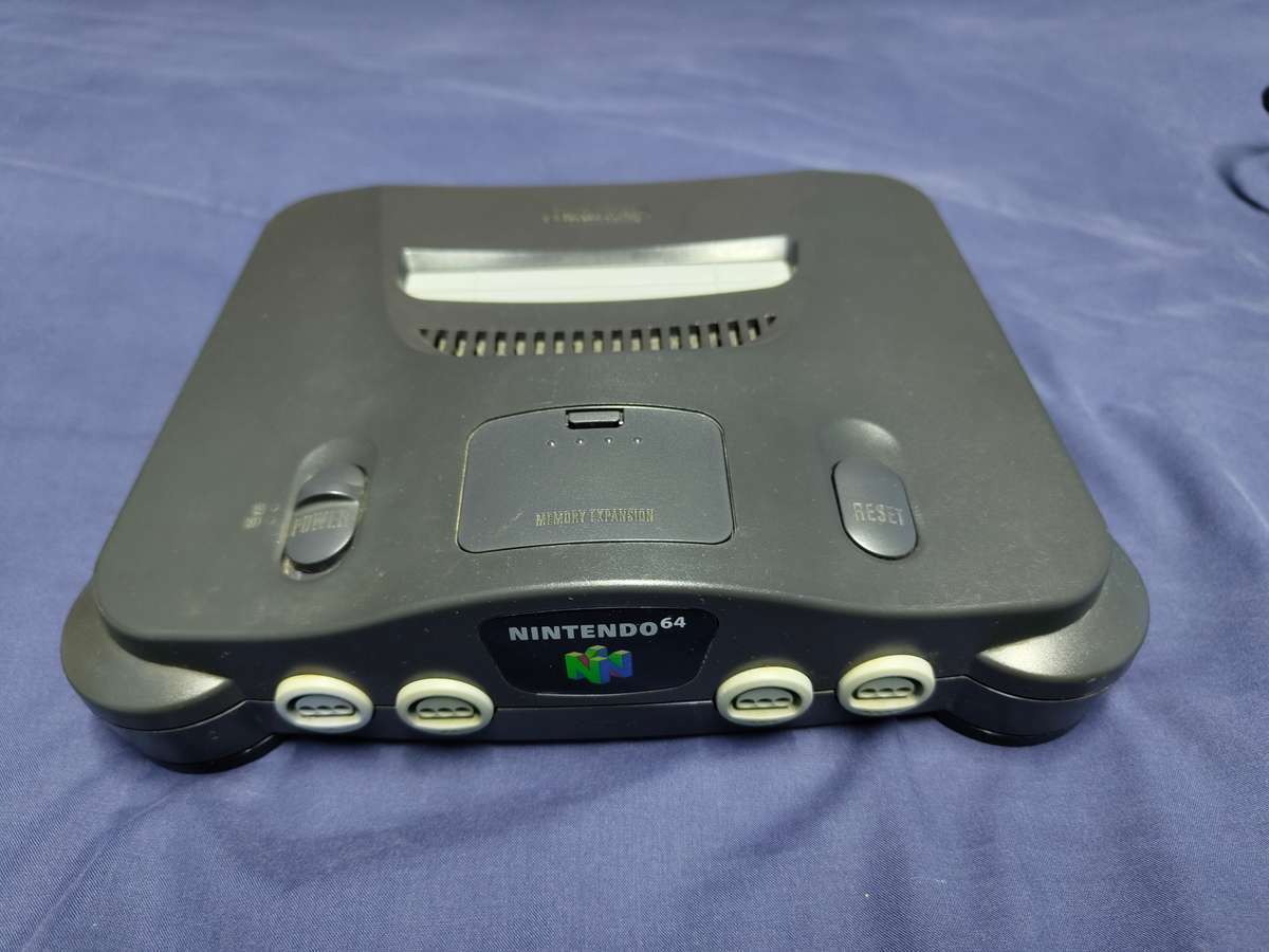 NINTENDO 64 CONSOLE